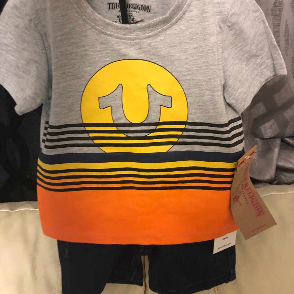 True religion 2 piece set.